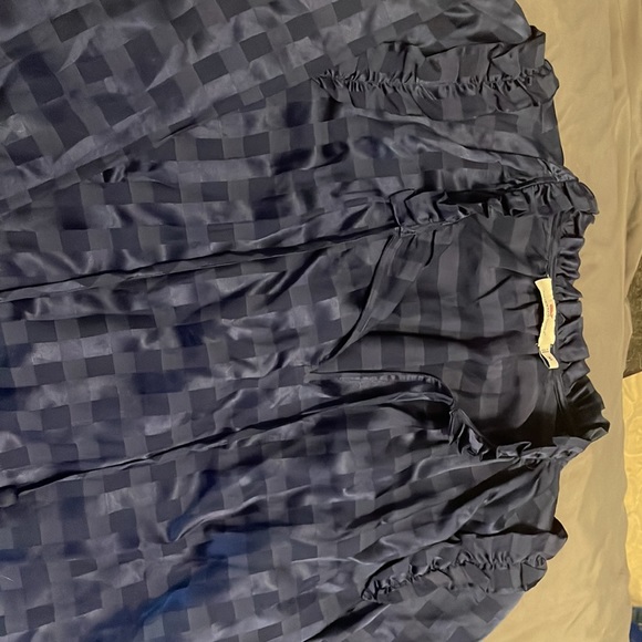 Women’s Navy Blue Vineyard Vines Top - Picture 2 of 7